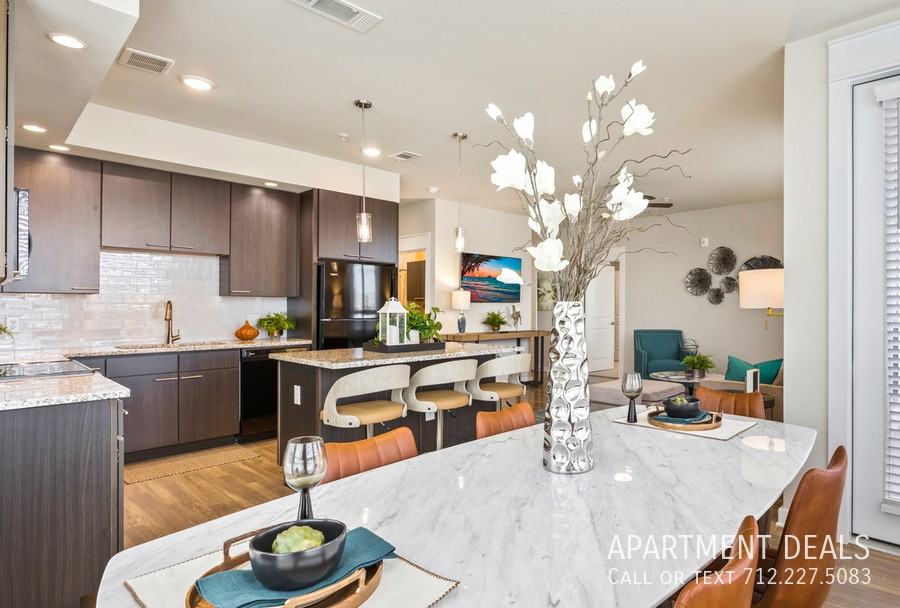 7210 Town Center Blvd #1504 - Photo 4 of 8