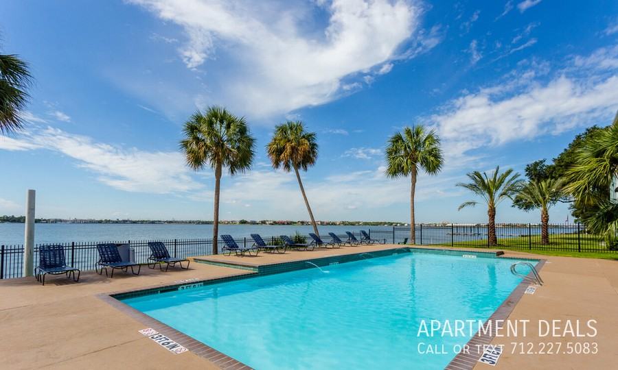 1815 Larrabee St #2822 - Photo 2 of 50