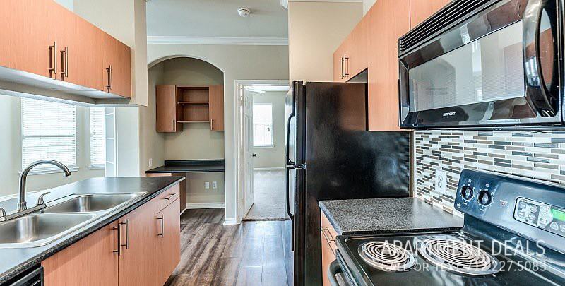 516 Colony Lake Estates Dr #1479 - Photo 6 of 10