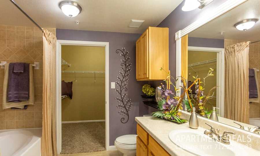 New Stafford Rd #1492 - Photo 6 of 34