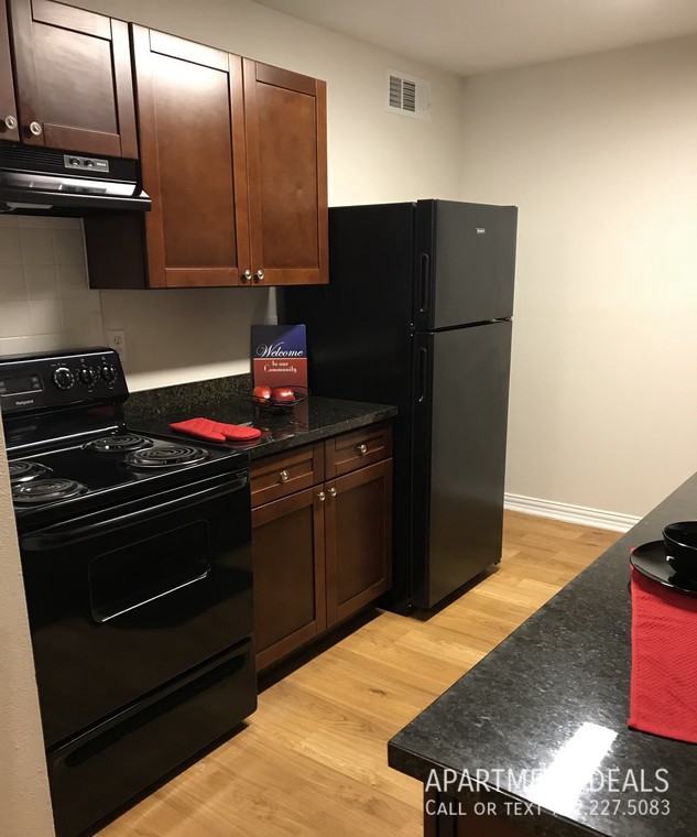 11732 W Bellfort St #3598 - Photo 6 of 17