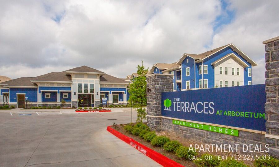 15934 Old Richmond Rd #3882 - Photo 2 of 17