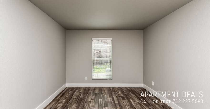 Woodlands Pkwy #1403 - Photo 3 of 6