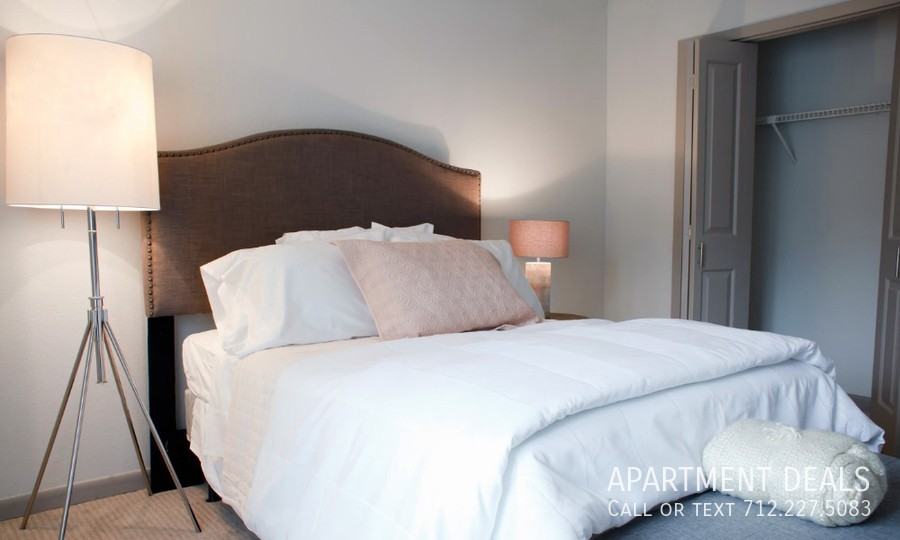 2307 S Millbend Dr #2584 - Photo 6 of 18