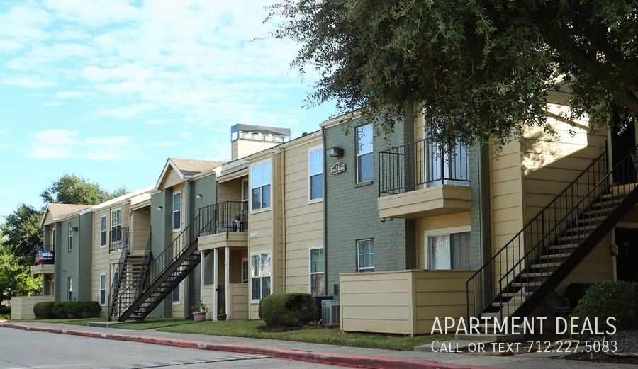 1220 Graham Dr #3772 - Photo 2 of 42