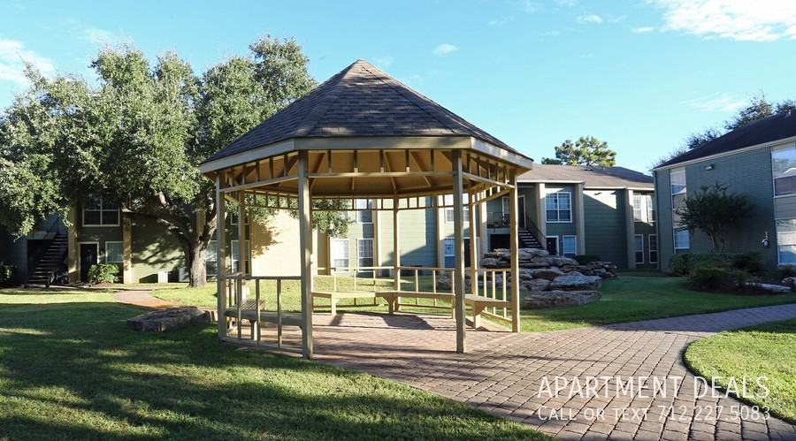 1220 Graham Dr #3772 - Photo 6 of 42