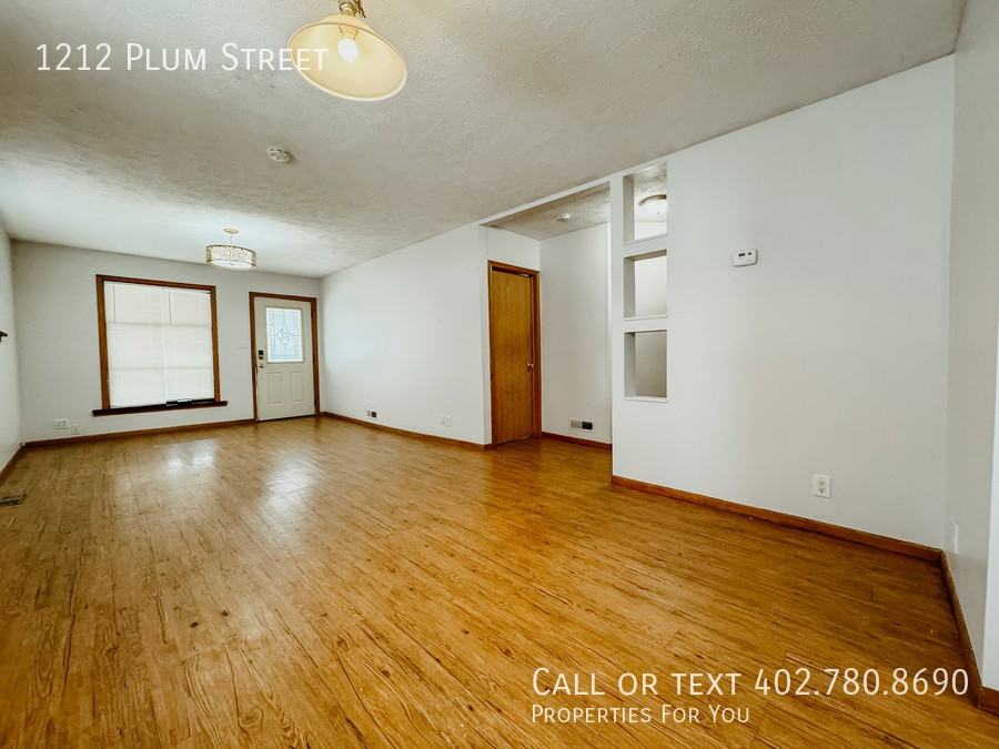 1212 Plum St - Photo 5 of 31