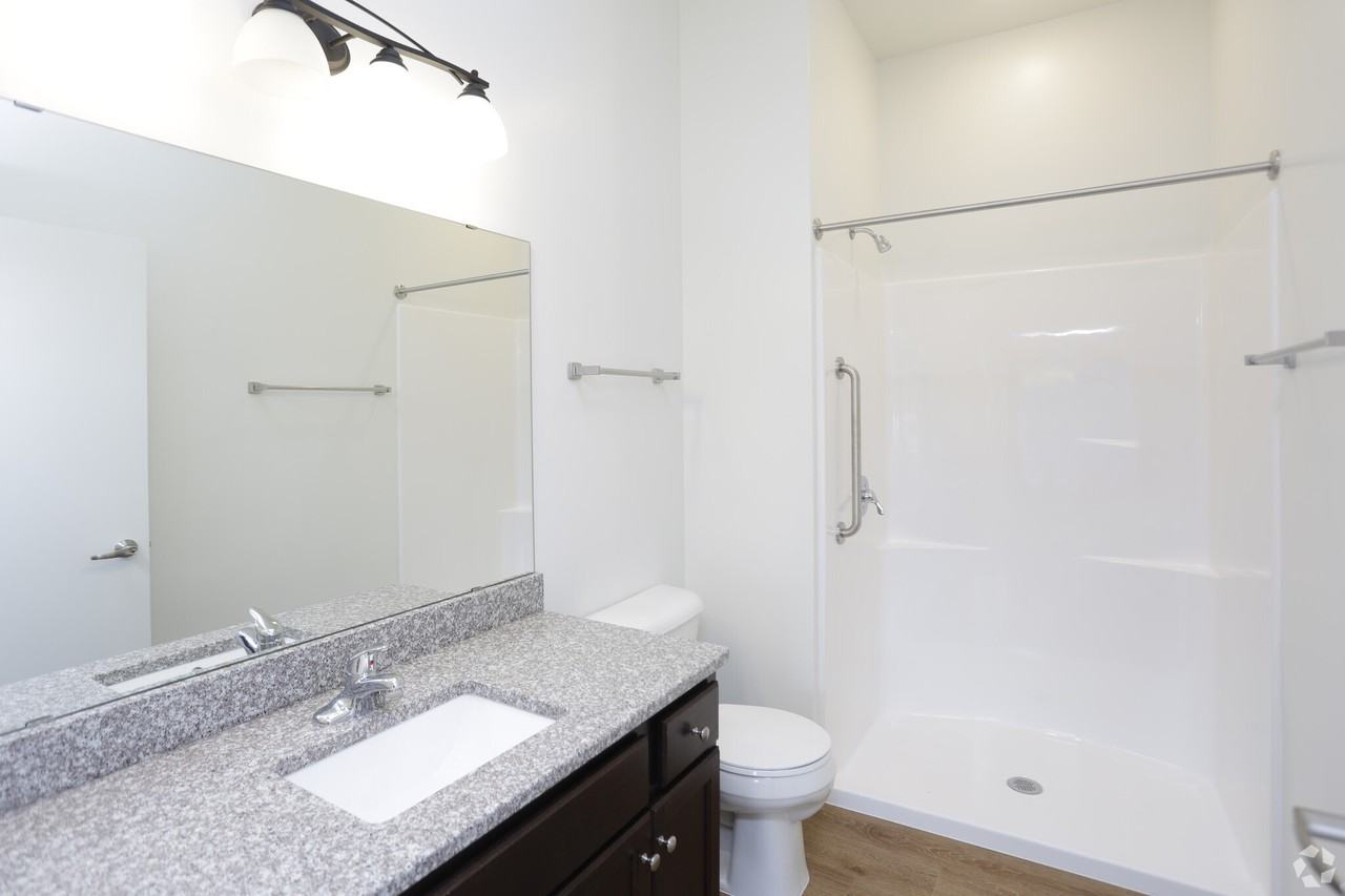 301 South Main Street - Photo 4 of 24