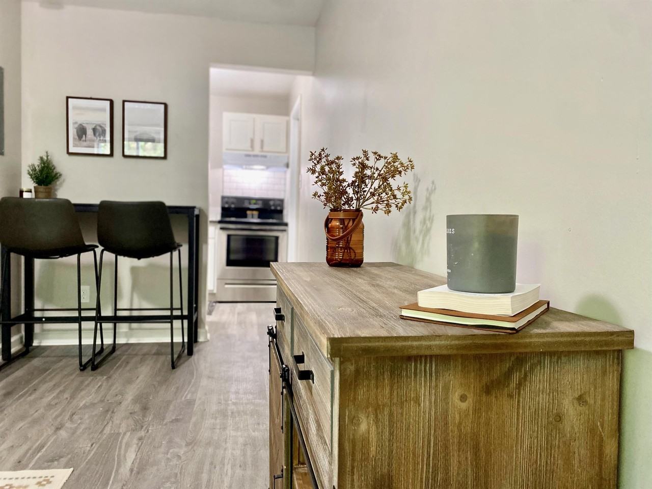 Beech Grove Apartments LLC - Photo 2 of 8