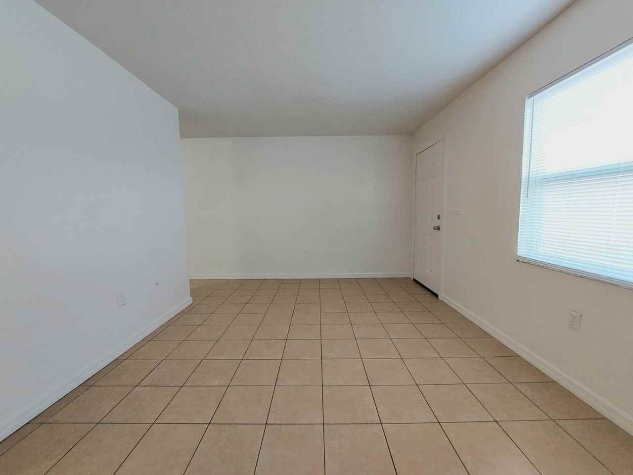 513 Choctaw Ave - Photo 2 of 14