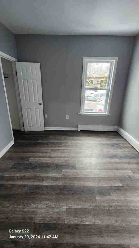 165 Warren Ct, Lowell, MA - Photo 2 of 12