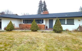 featured image of 3500 N Mountain View Dr