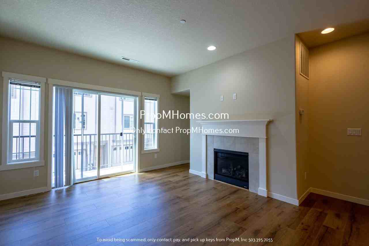 11106 Sw Berlin Ave - Photo 2 of 28