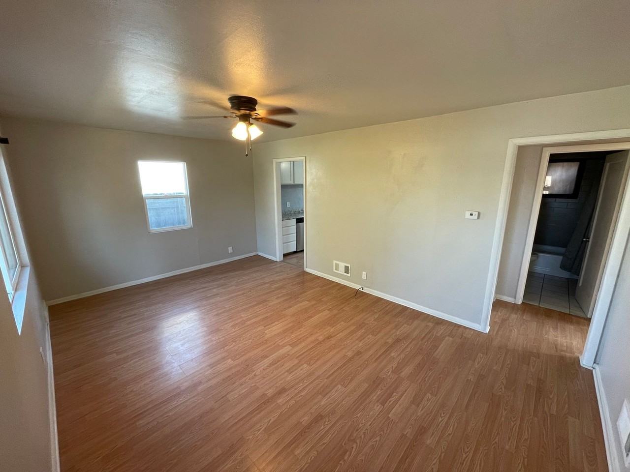 1712 5th St - Photo 3 of 21