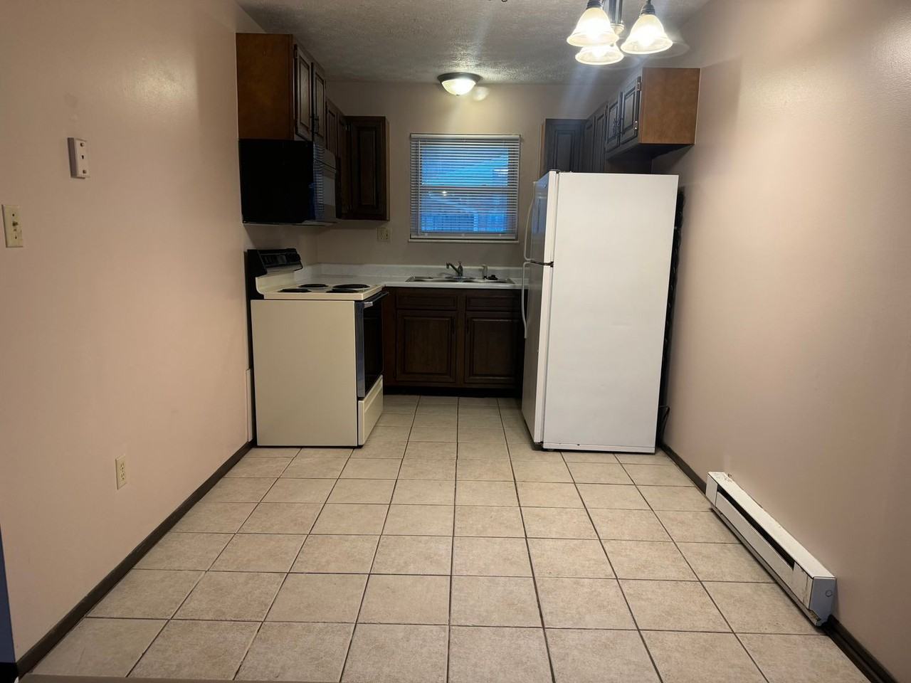 GER - 43-55 Candlewood Ct. - Photo 3 of 6