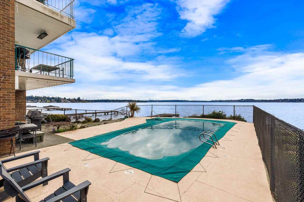 6225 Lake Washington Blvd Ne - Photo 5 of 17