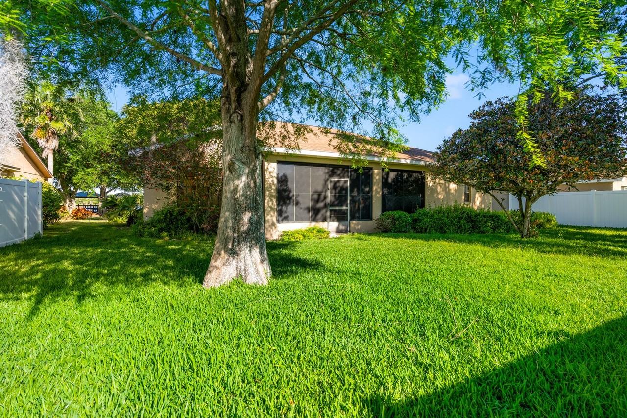 22630 Willow Lakes Dr - Photo 2 of 2