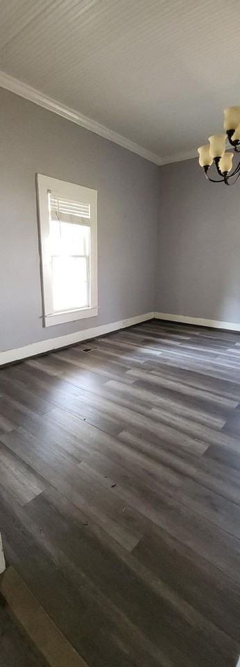 711 Crawfordville Rd - Photo 3 of 7