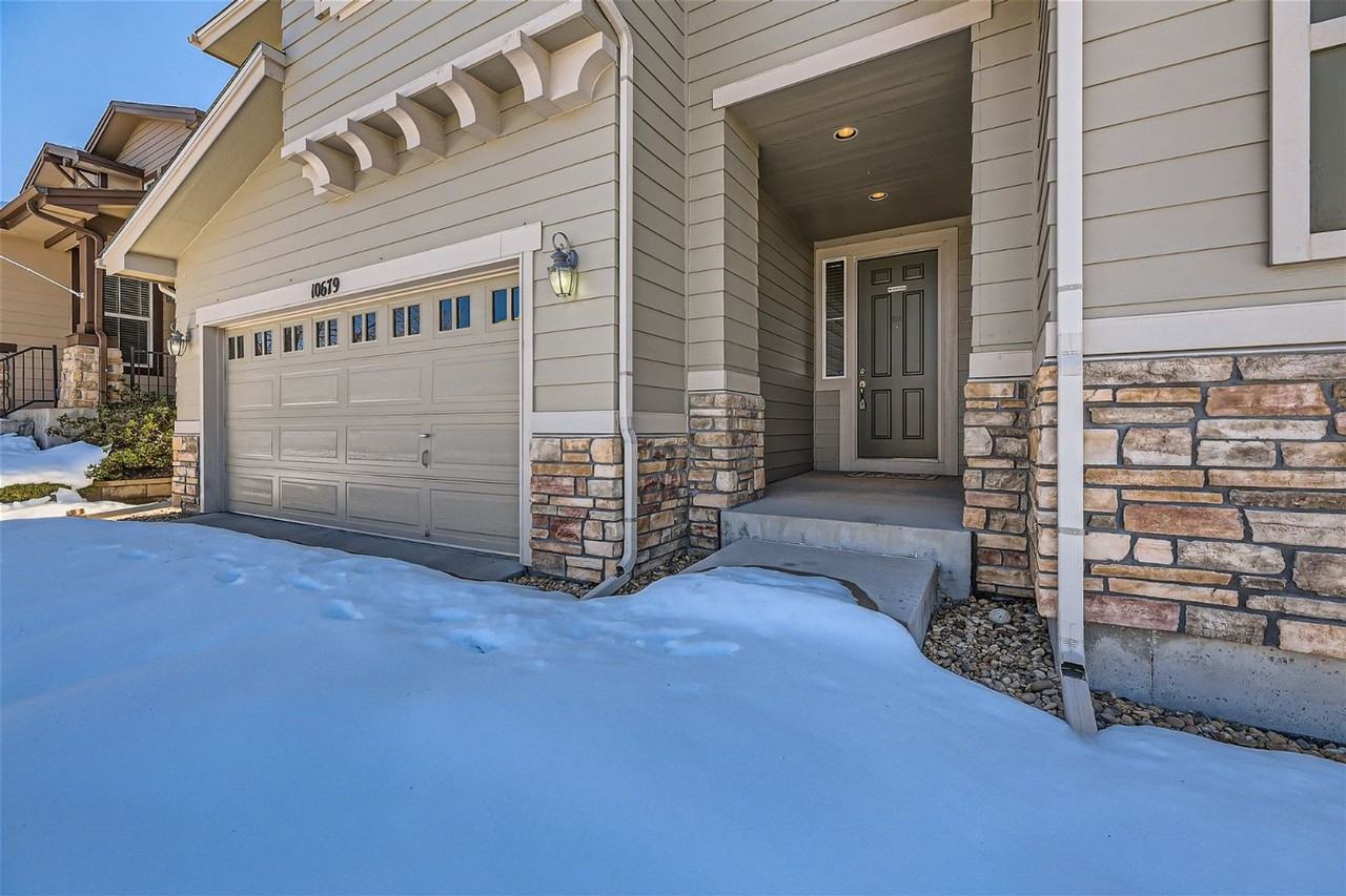 10679 Cedarcrest Cir - Photo 2 of 29