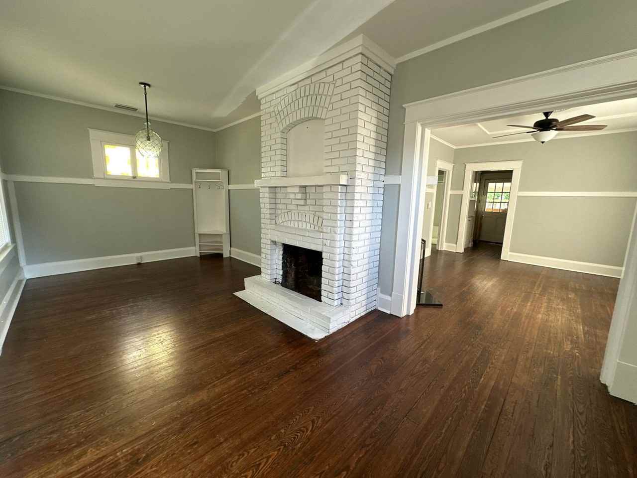 111 E Belmar St - Photo 3 of 22