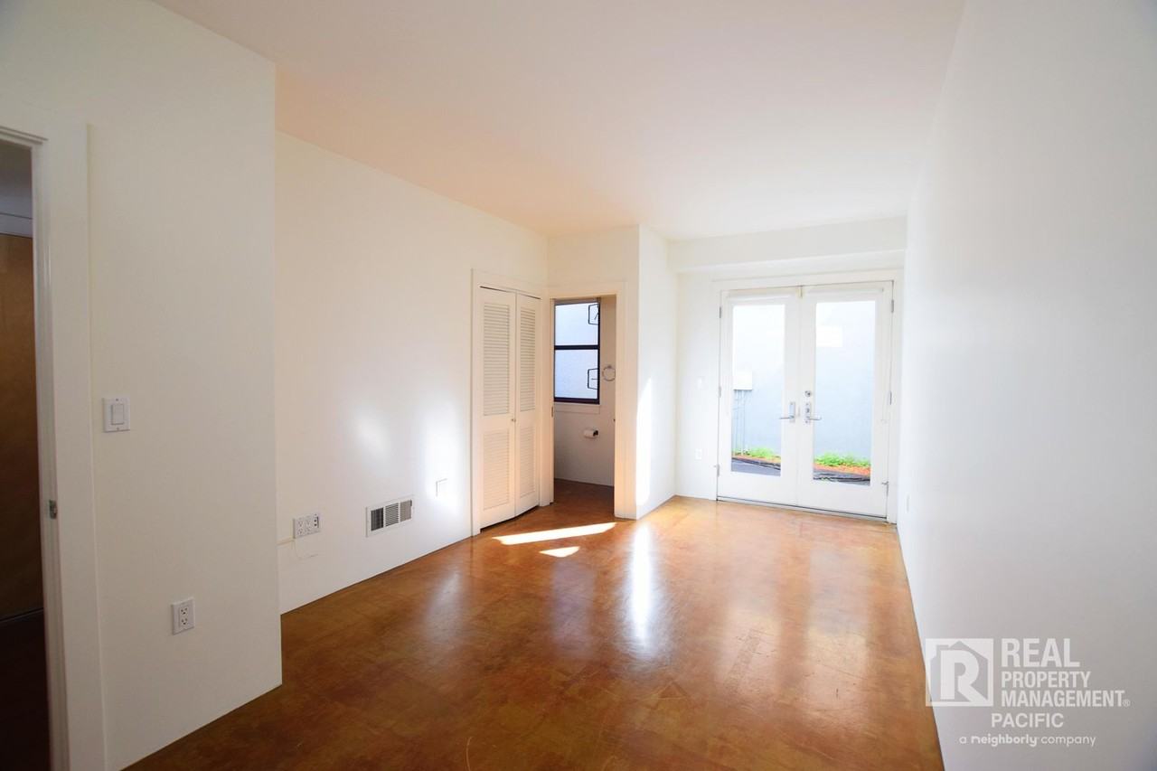 531 29th St - Photo 3 of 29