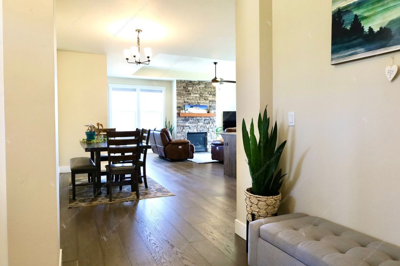 4310 Sw Badger Ave - Photo 2 of 31