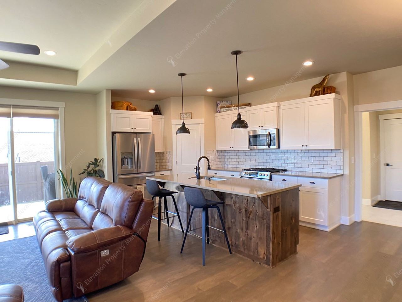 4310 Sw Badger Ave - Photo 4 of 31