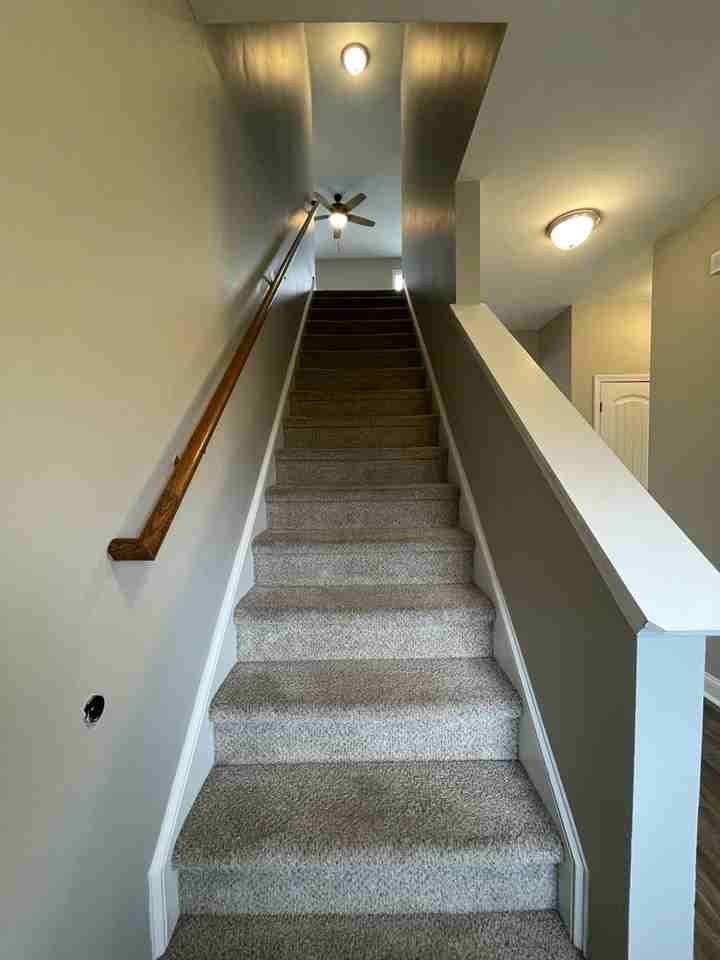 131 Legends Dr - Photo 2 of 31