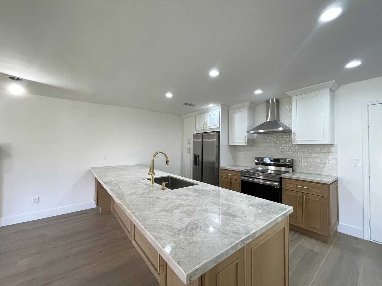 78650 Avenida Tujunga - Photo 2 of 20