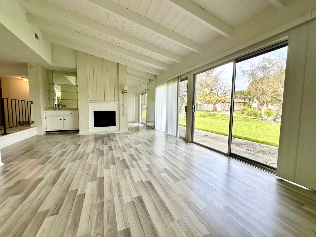25 Sycamore Ln - Photo 3 of 17