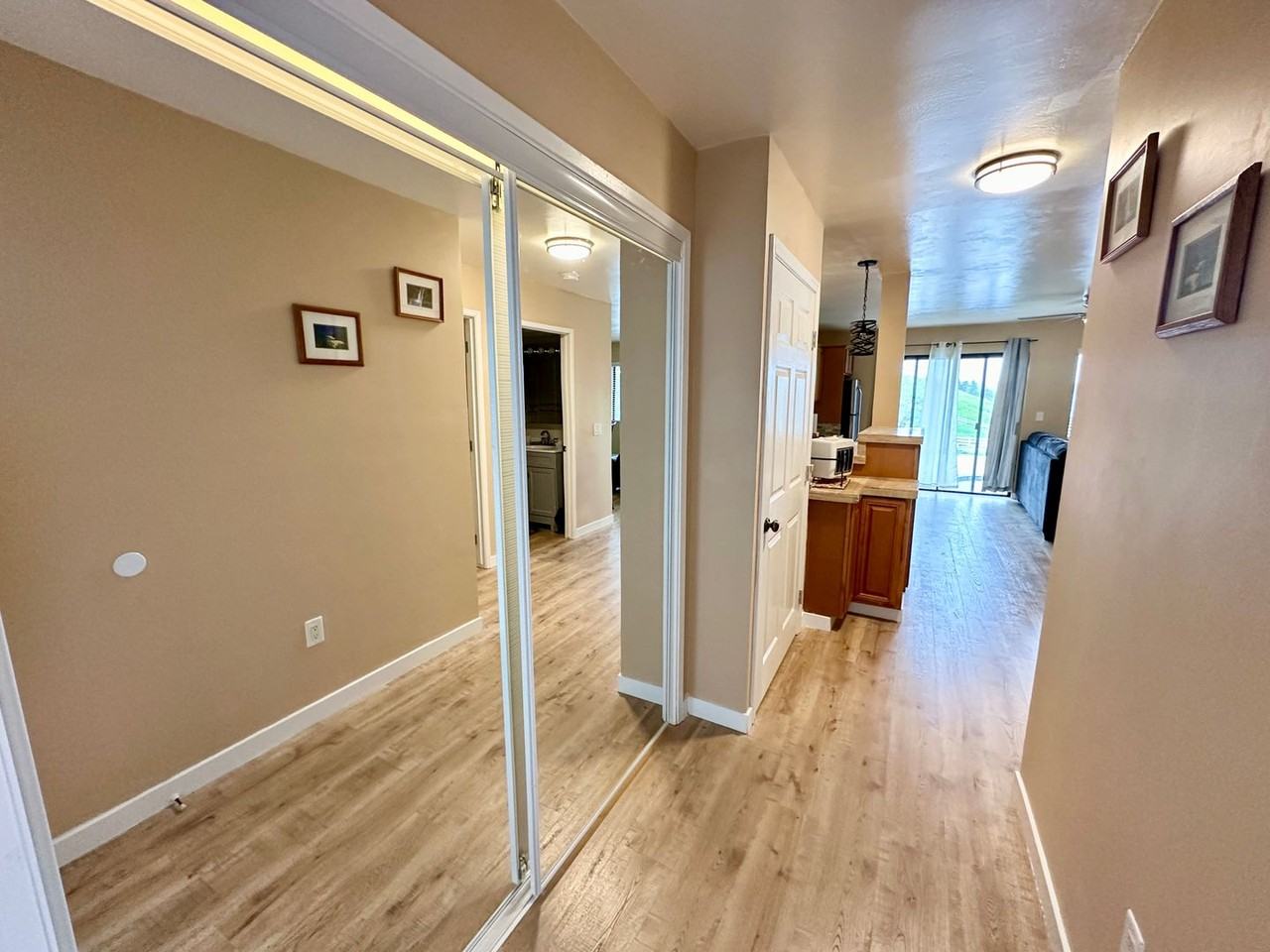 802 Vista Grande St - Photo 2 of 14