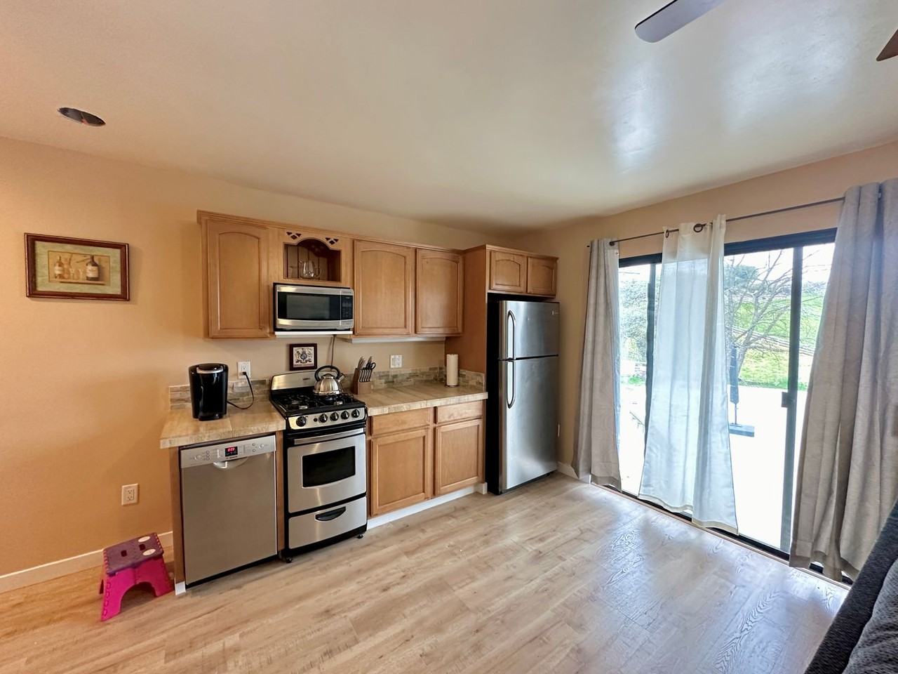 802 Vista Grande St - Photo 5 of 14