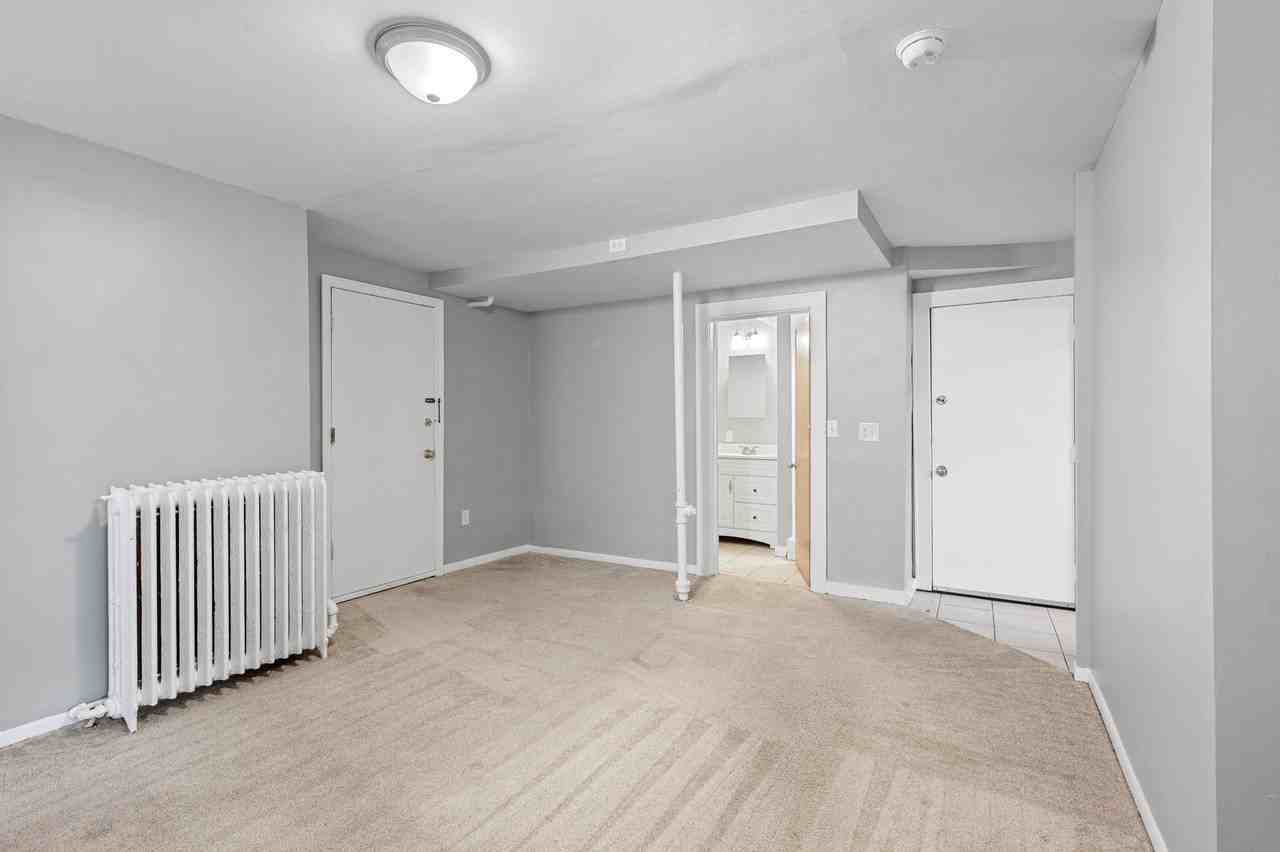 Doolittle 2735 Humboldt Ave S - Photo 3 of 16