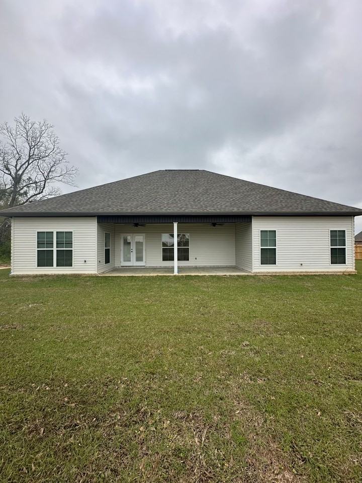 1445 Highway 167 - Photo 3 of 43