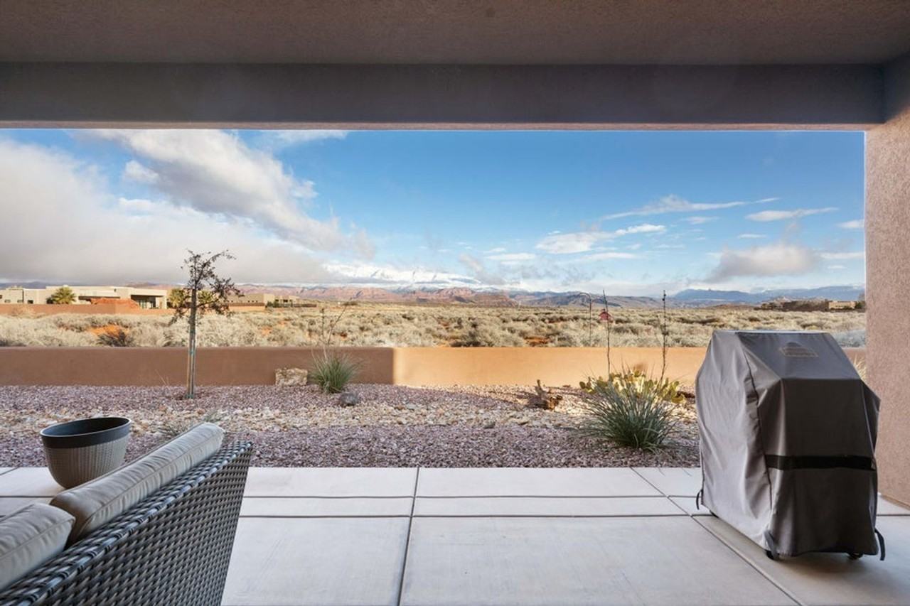 5454 W Copper Cliffs Way - Photo 2 of 34