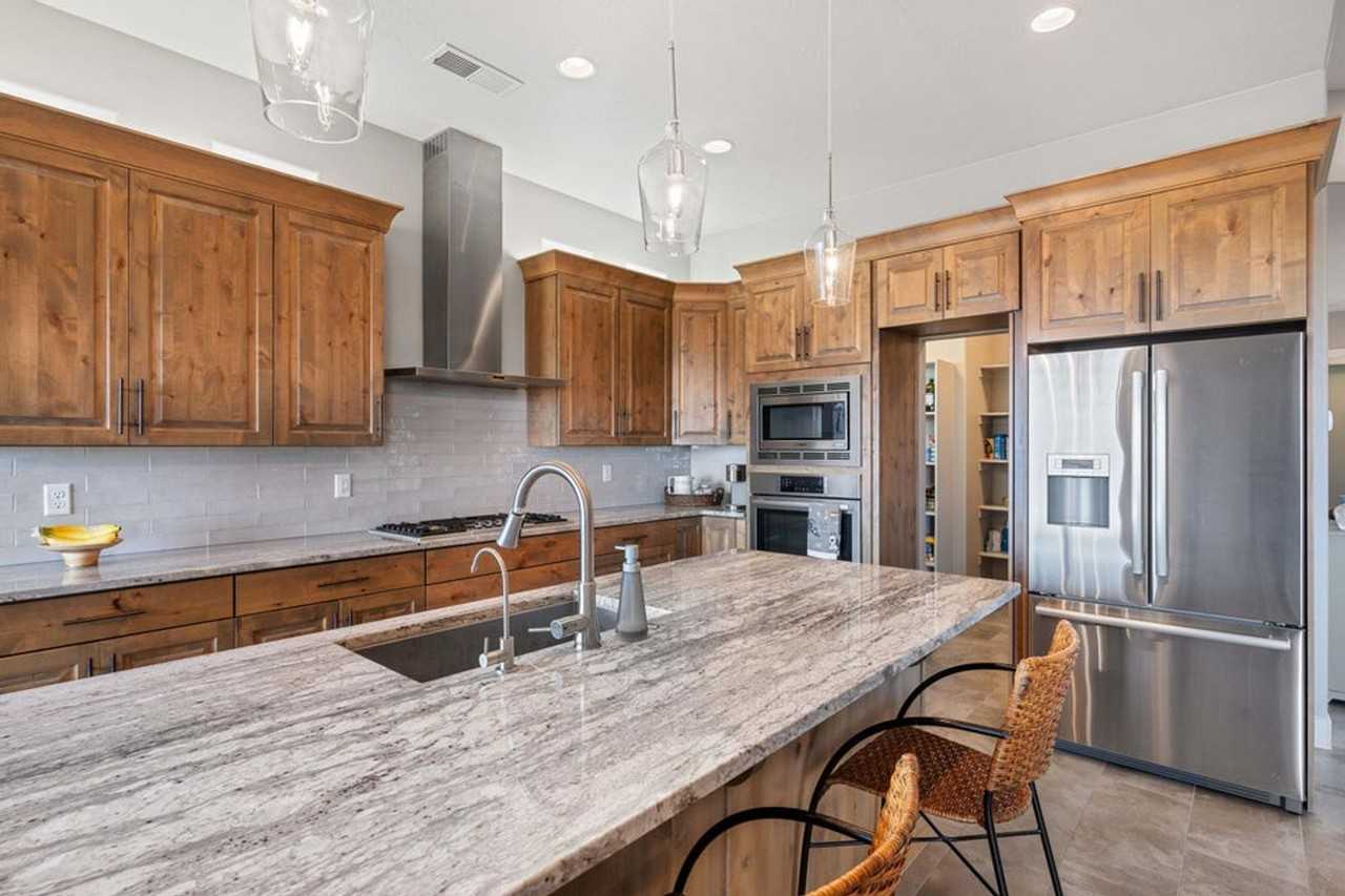 5454 W Copper Cliffs Way - Photo 4 of 34