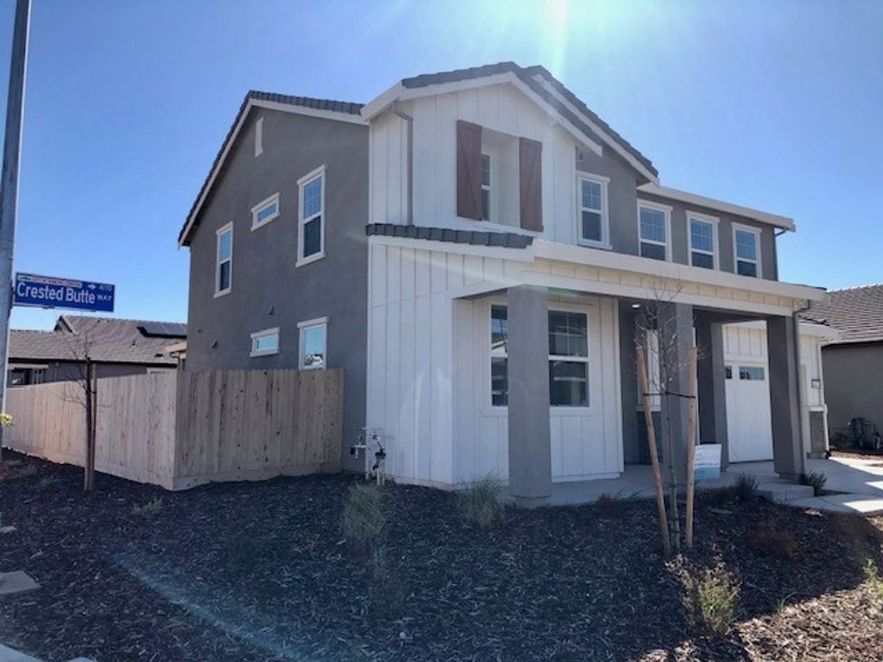 4177 Crested Butte Way - Photo 2 of 27