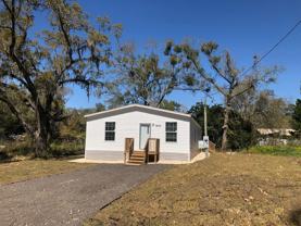 18043 Ferry Ave - Photo 1 of 1