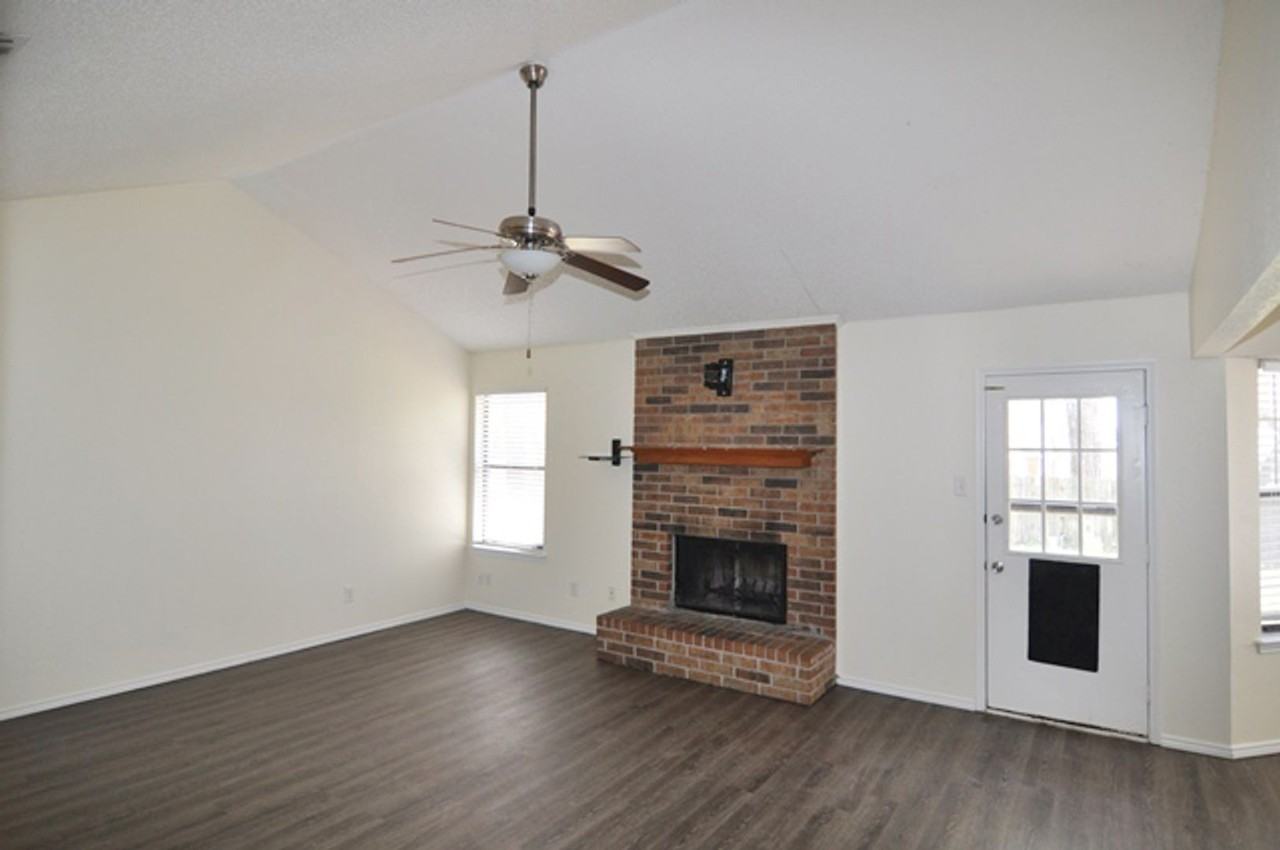 405 Blue Ridge Trl - Photo 4 of 19