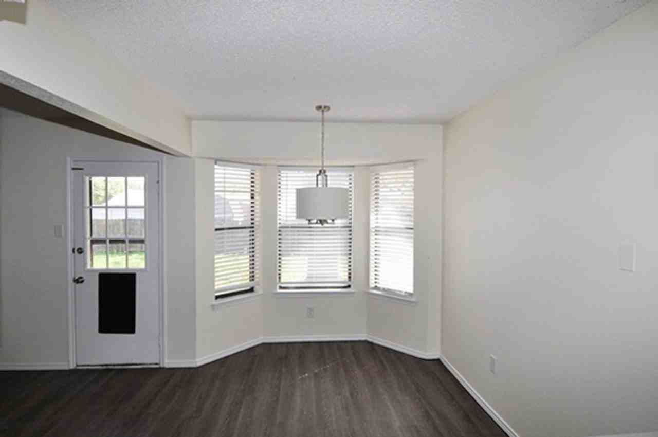 405 Blue Ridge Trl - Photo 6 of 19