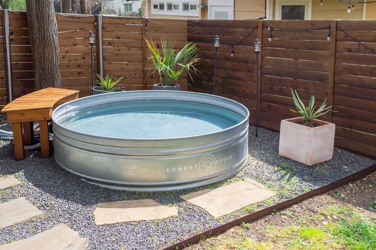 4704 Clawson Rd - Photo 2 of 28