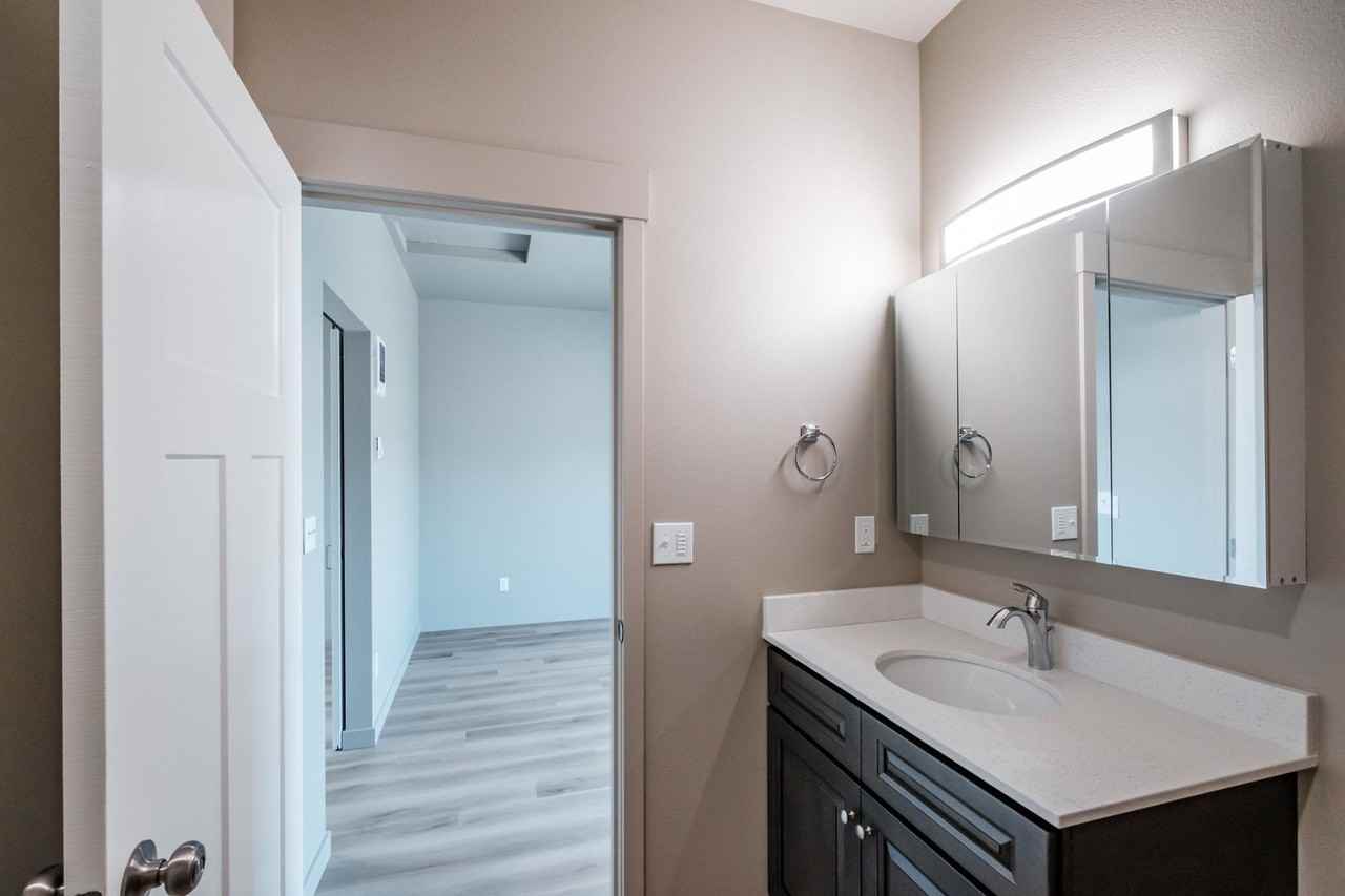 2656 S Main Rd Bldg G #122 - Photo 2 of 10