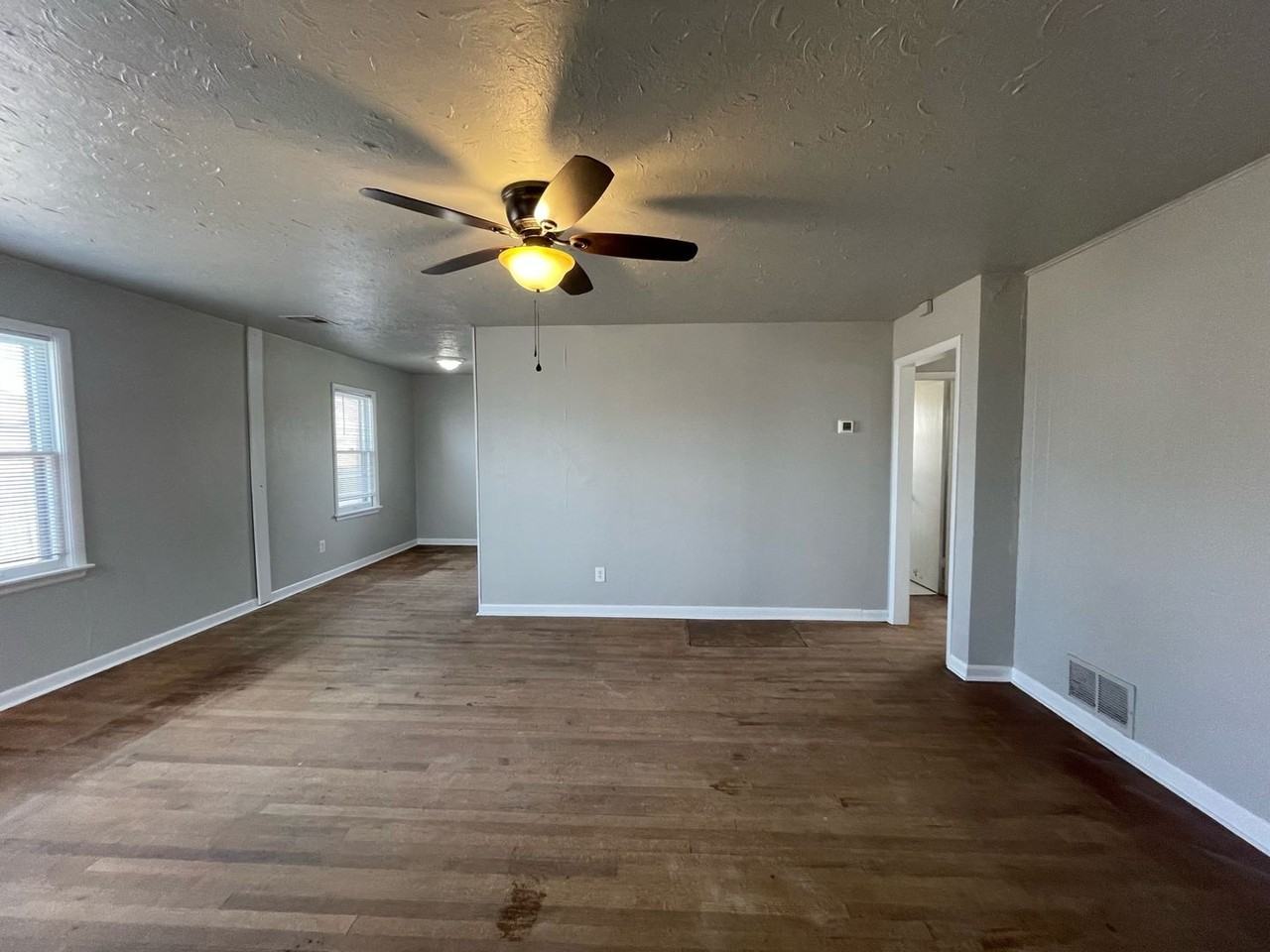 3910 Nw 26th St - Photo 2 of 22