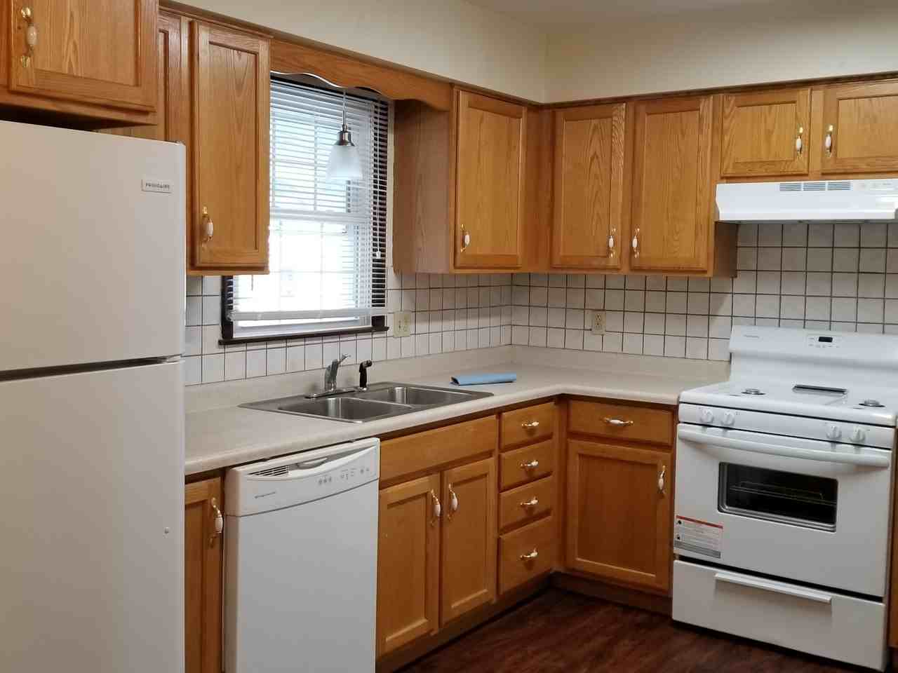 3808 Cumberland Dr - Photo 3 of 26