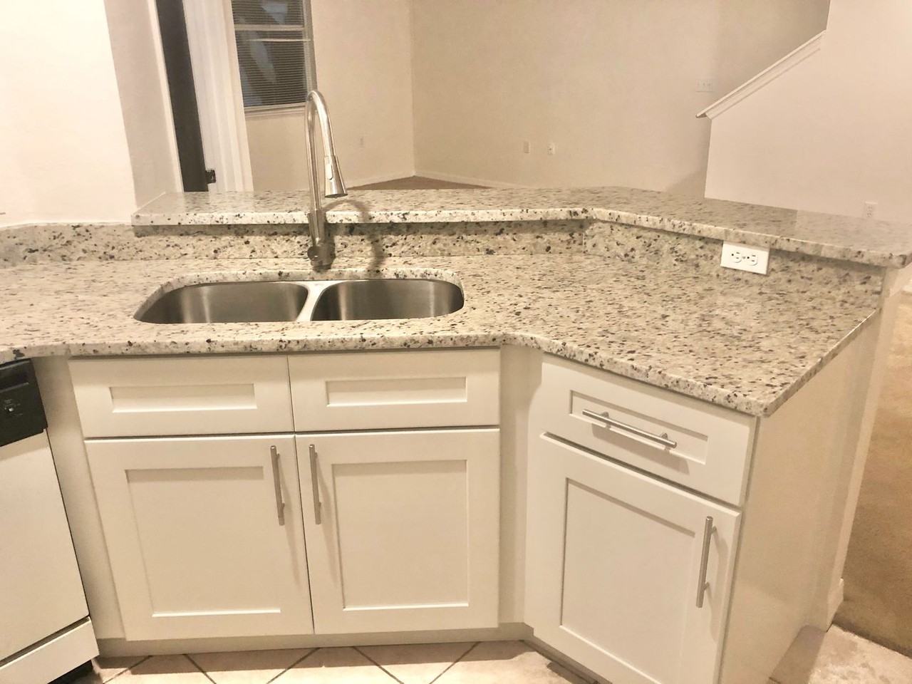 2640 Legacy Villas Dr - Photo 4 of 12
