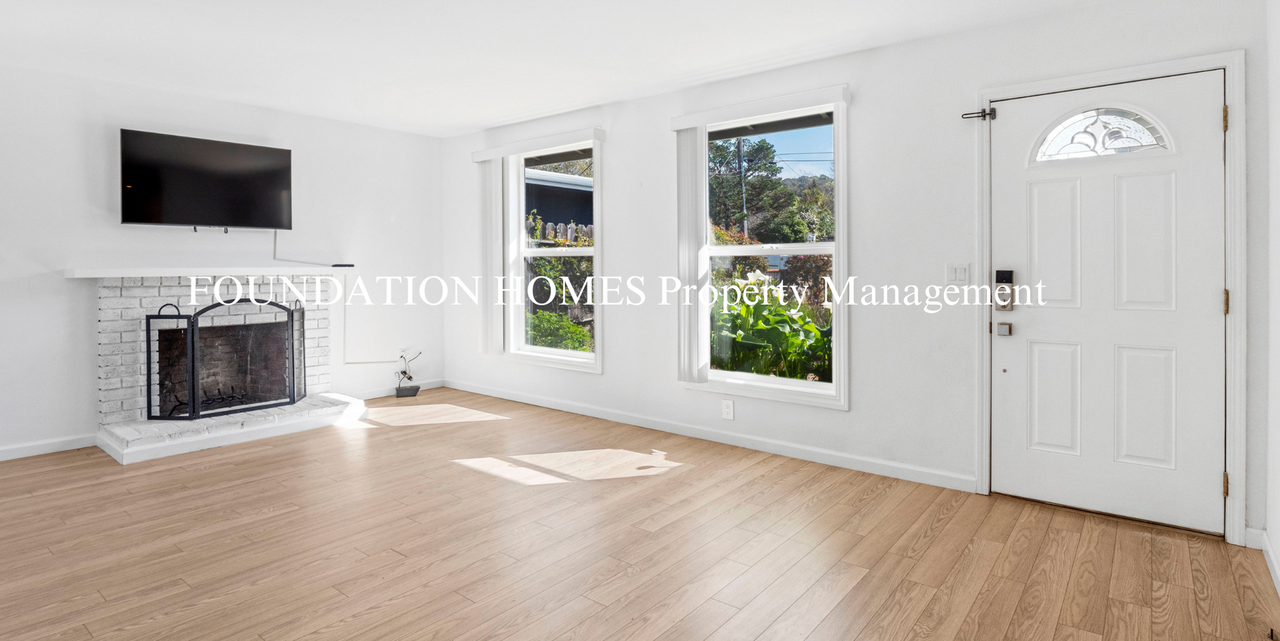 151 Kenwood Ct - Photo 4 of 16