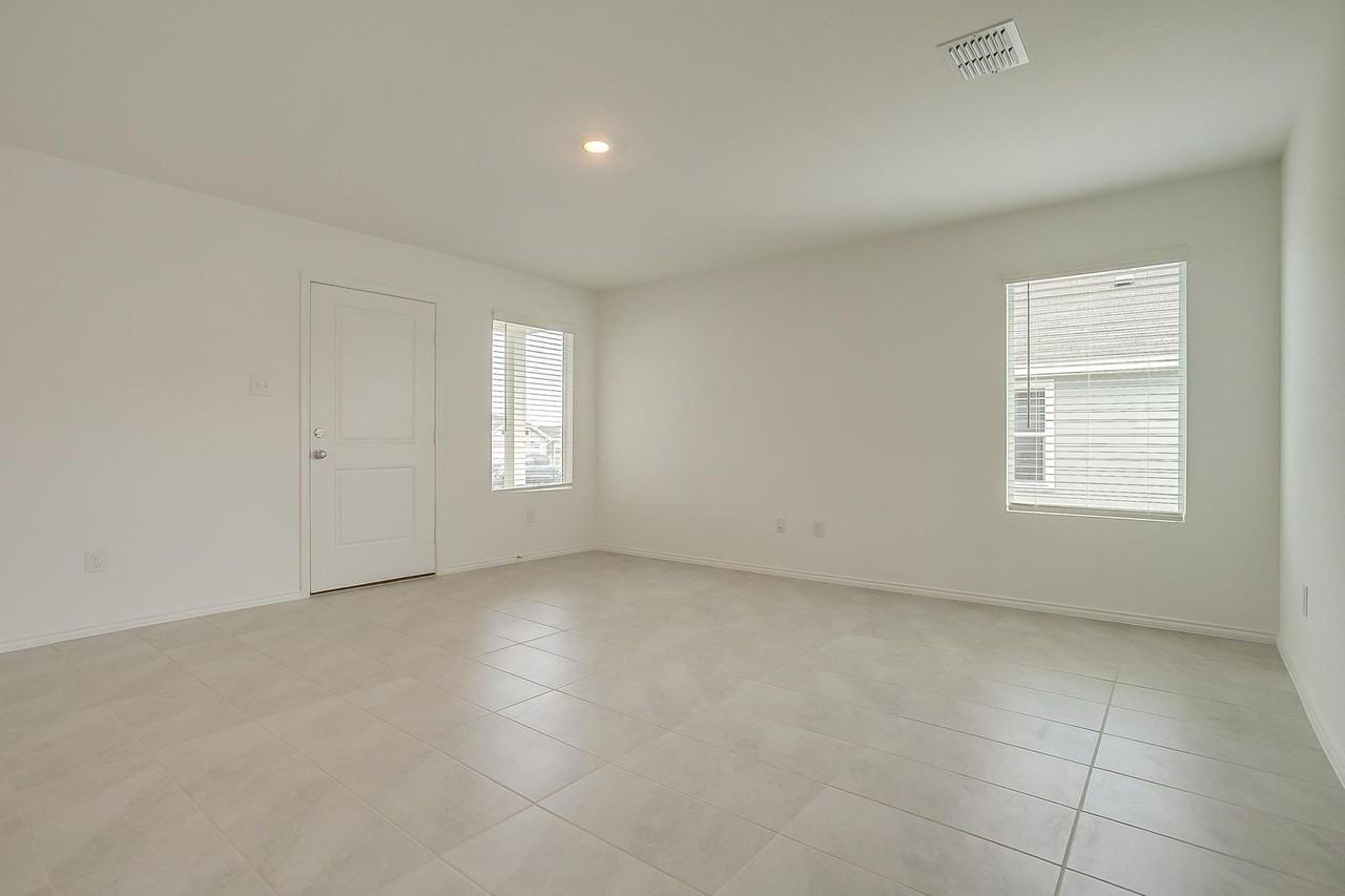 9833 Trusler Rd - Photo 3 of 24