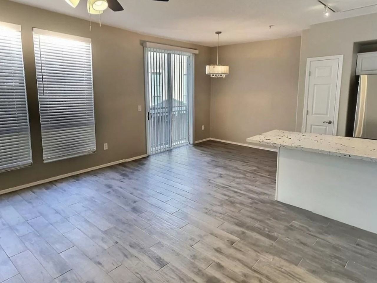 18250 N Cave Creek Rd - Photo 4 of 14