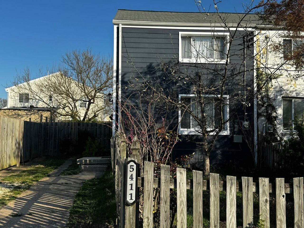 5411 8th Pl S ##S. - Photo 3 of 24