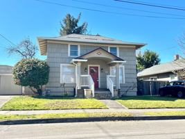 featured image of 8421 N Fiske Ave